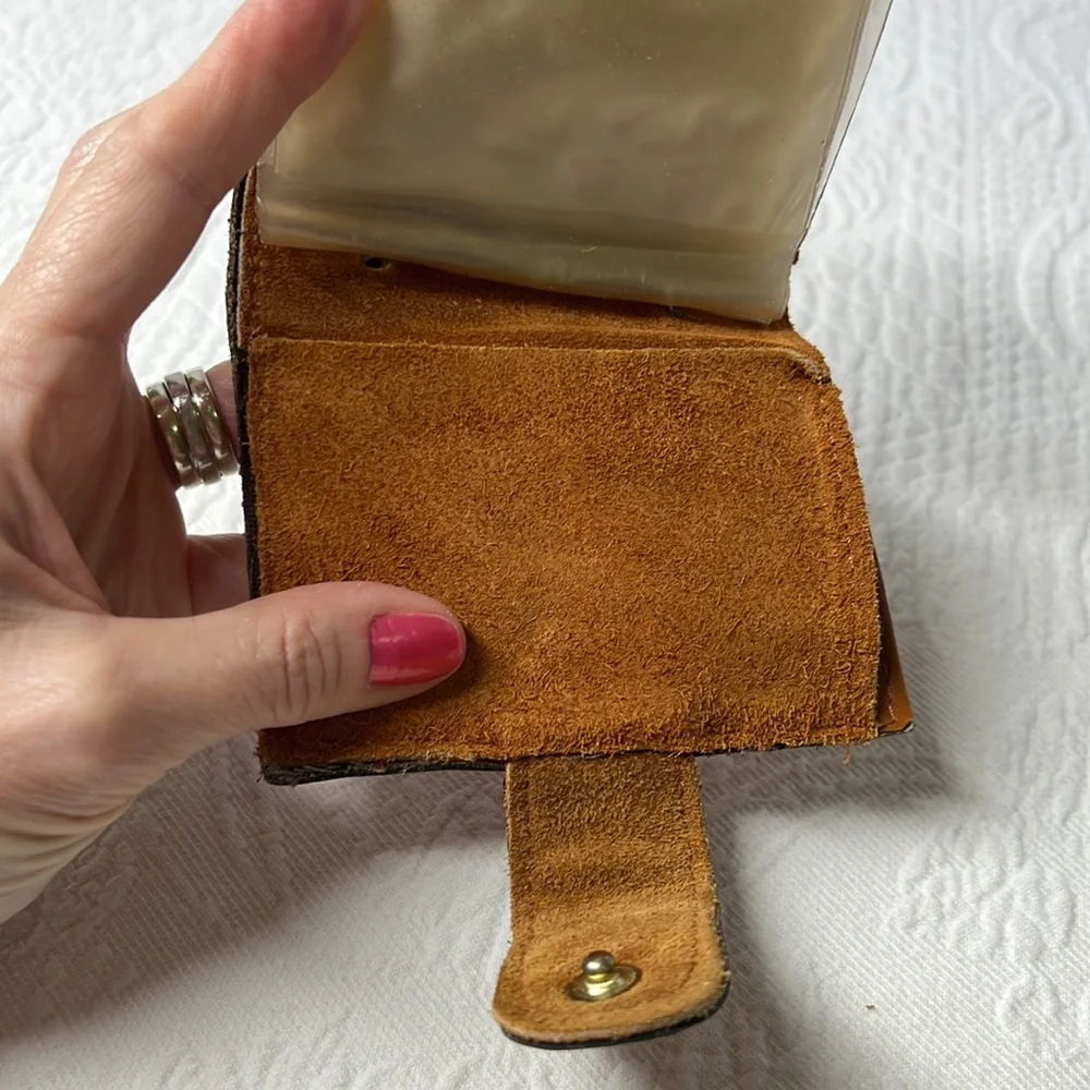 ⭐️🌸Vintage leather bifold wallet plastic picture slots coin purse boho retro - Picture 8 of 12